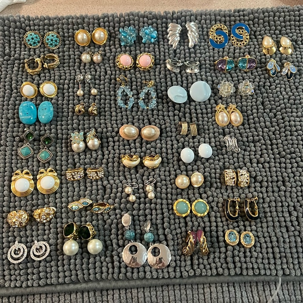 Lot of 41 clip on Ear Rings.